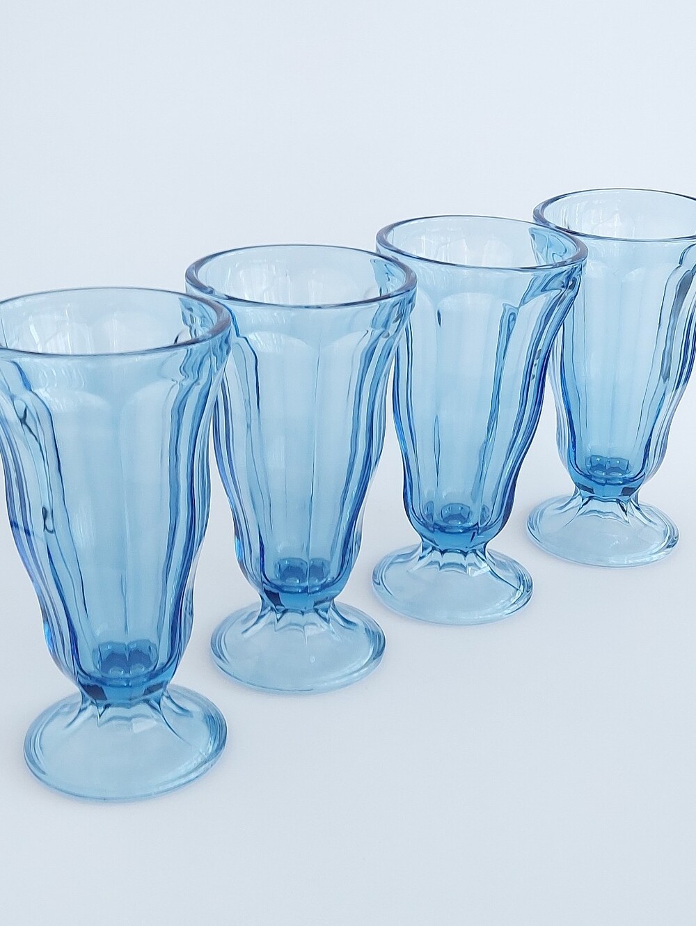 Set of 4 Vintage Anchor Hocking Blue Milkshake Fountainware Glasses 6.75"
